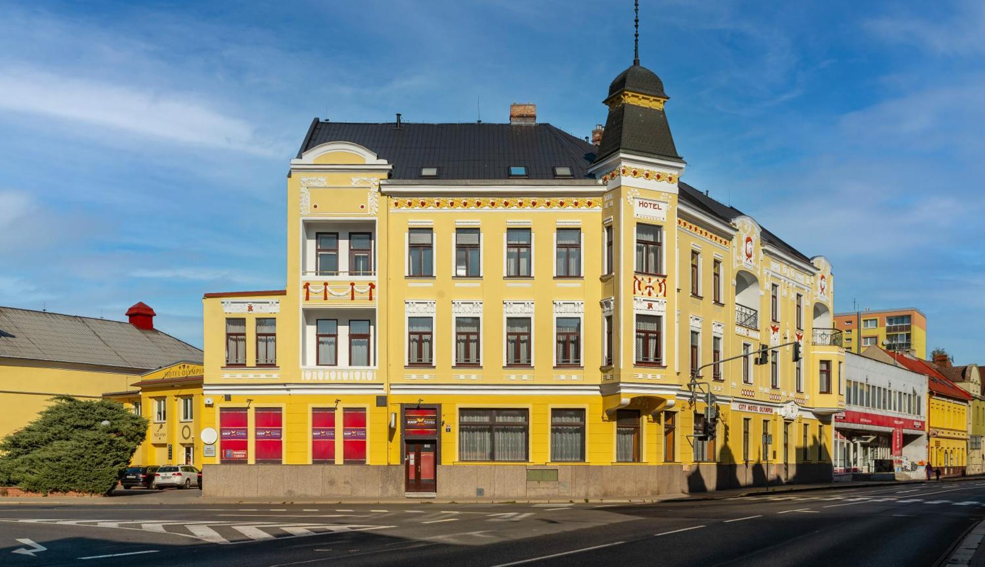 Hotel Olympia Česká Lípa Exteriör bild