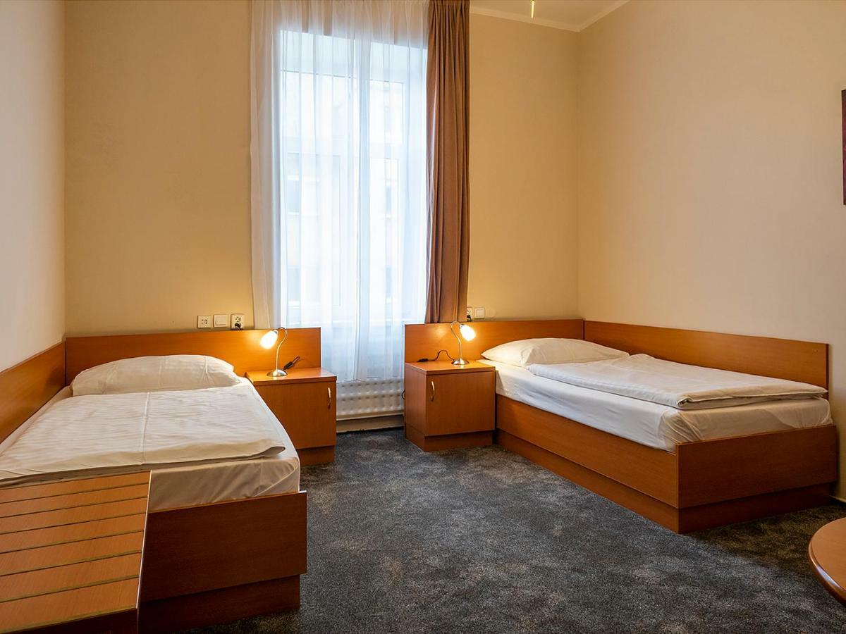 Hotel Olympia Česká Lípa Exteriör bild